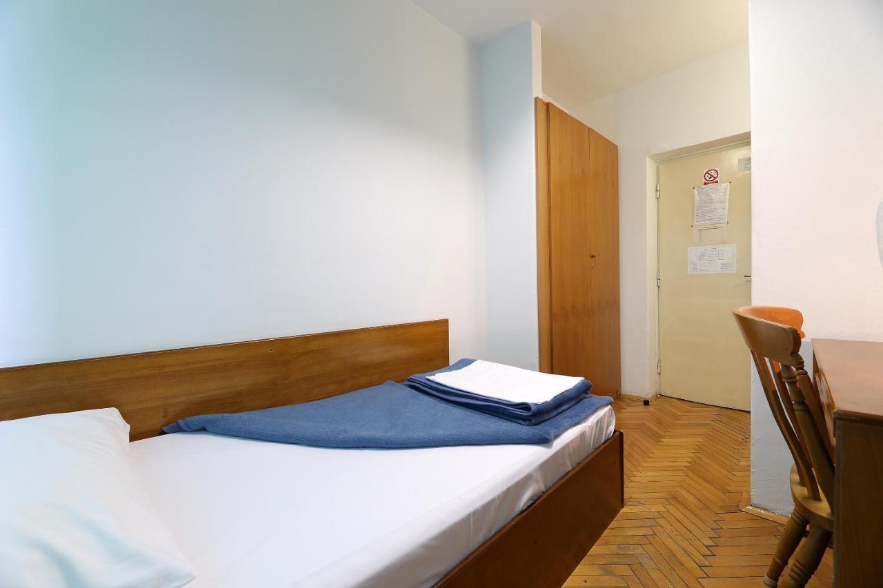 Rijeka Budget Rooms Eksteriør billede