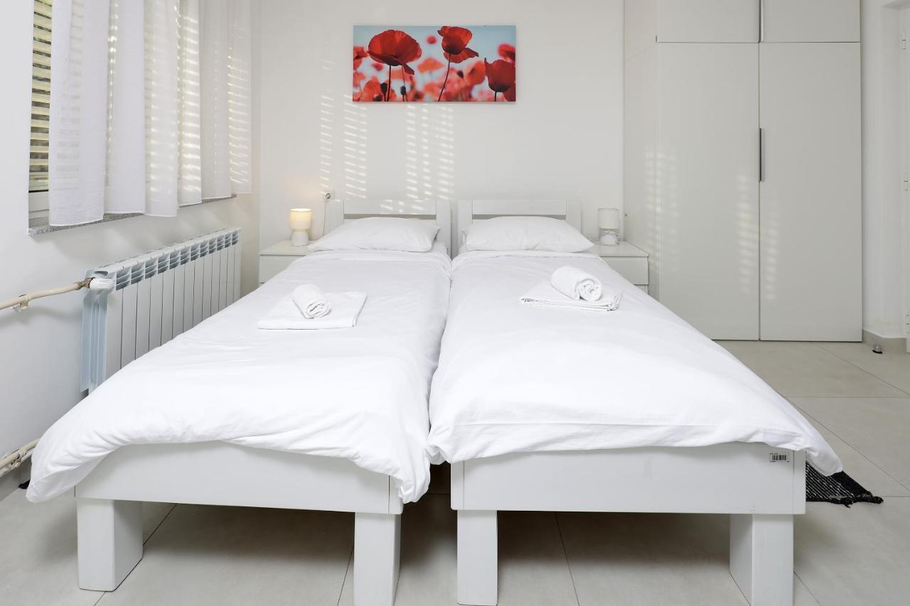 Rijeka Budget Rooms Eksteriør billede